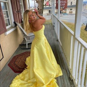 Meet your Posher, Anna